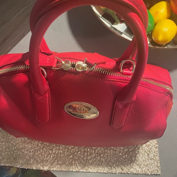 Gorgeous Roberto Cavalli Red Leather bag - Picture 10 of 13